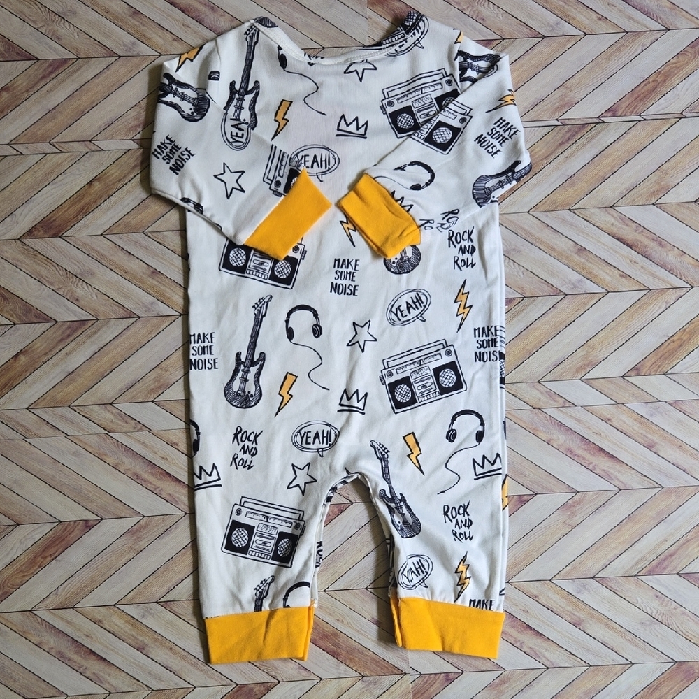Rock & Roll Baby Jumpsuit & Beanie PJ Set Yellow White Romper One Piece 0-3M - Picture 2 of 9